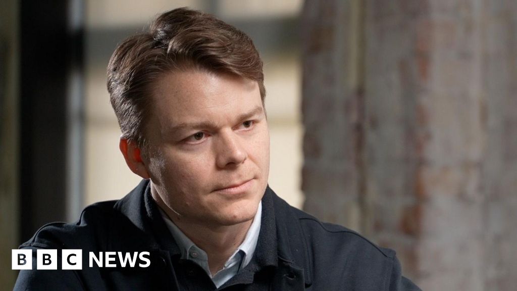 Palantir UK boss says it's up to militaries to decide how AI targeting is used in war