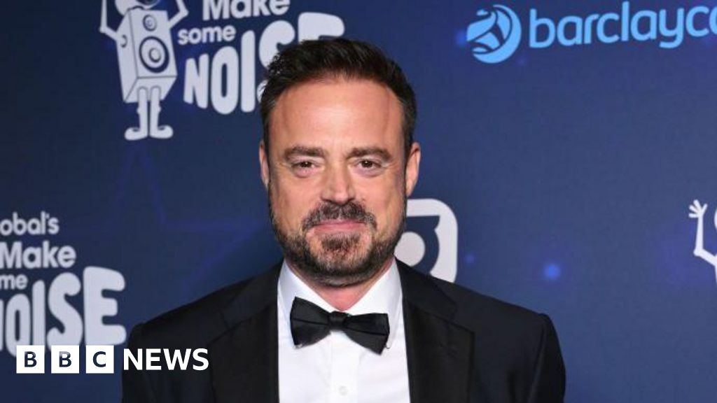 Jamie Theakston reveals he has laryngeal cancer