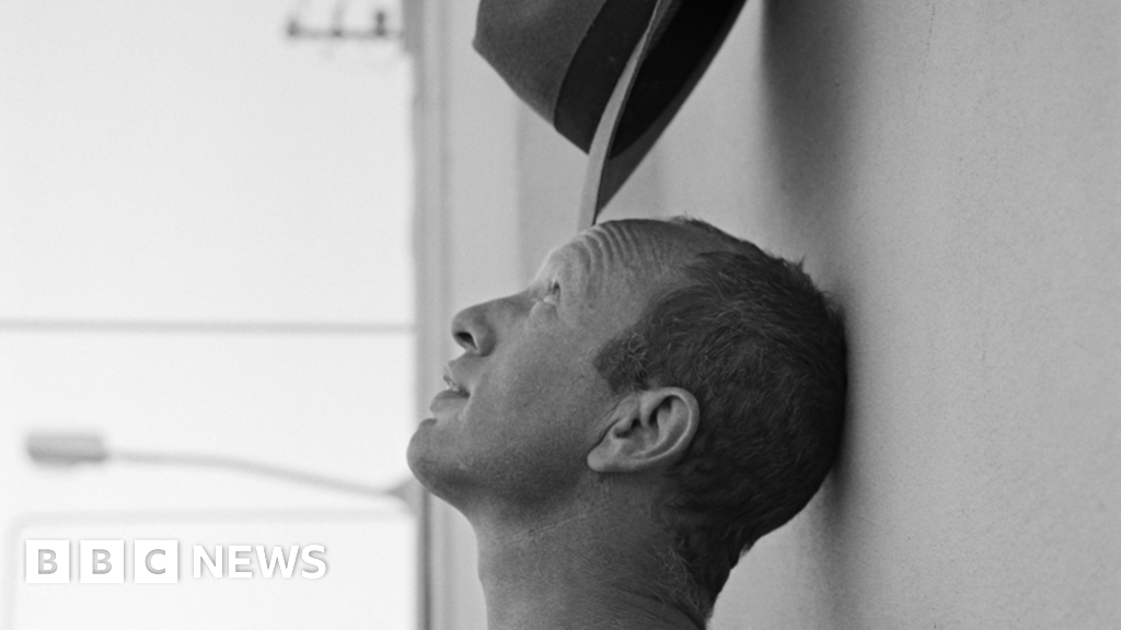 bbc.co.uk - George King - Suffolk village the focus of Johnnie Shand Kydd's new photos