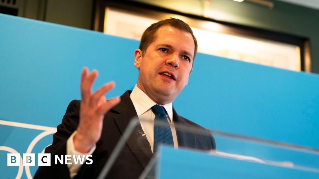 Jenrick vows lower benefits bill to pay for tax cuts