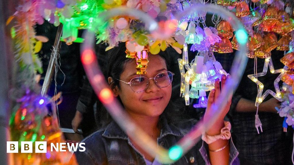 Big challenges lurk behind India's world-beating growth