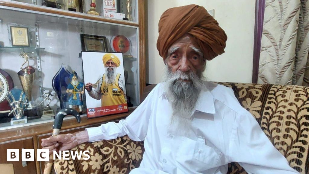 Fauja Singh, world's 'oldest' marathon runner, dies at 114 in hit-and-run crash