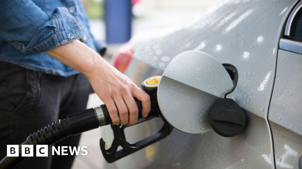 Les prix de l’essence sont plus élevés qu’ils ne devraient l’être, selon le RAC
