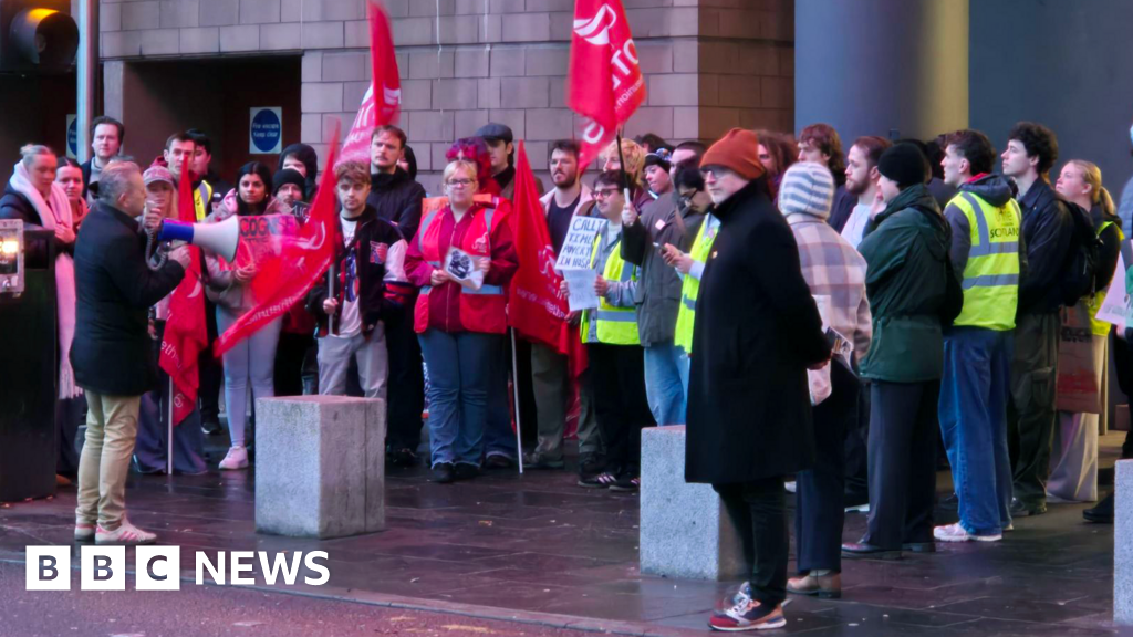 Glasgow cinema workers to launch further month of strike action