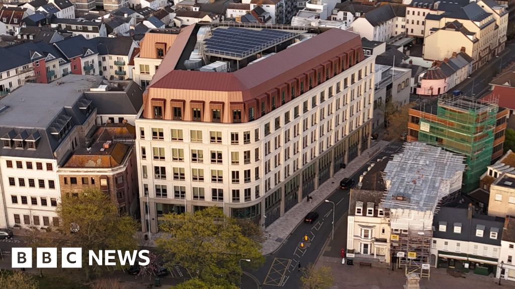 An aerial view on St Helier focusing on its government building