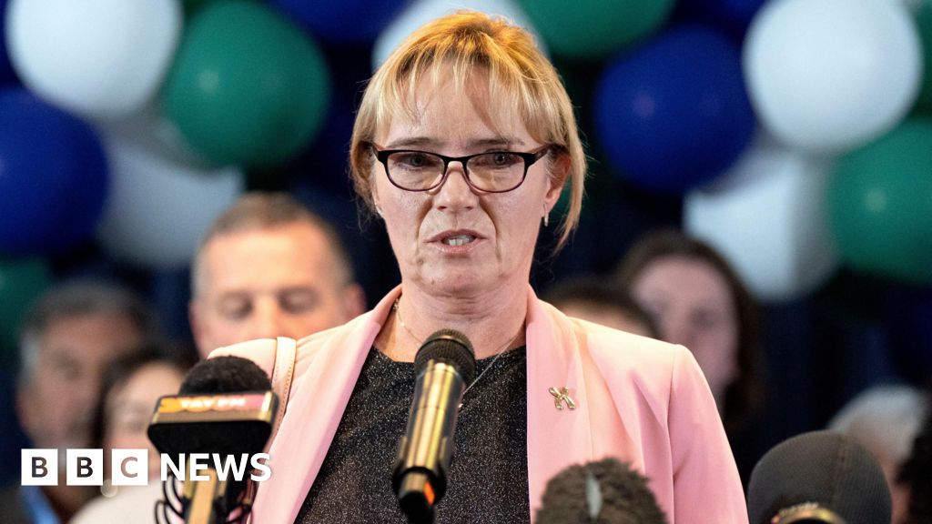 Sandie Peggie says 'I will not give up legal fight' with tribunal appeal