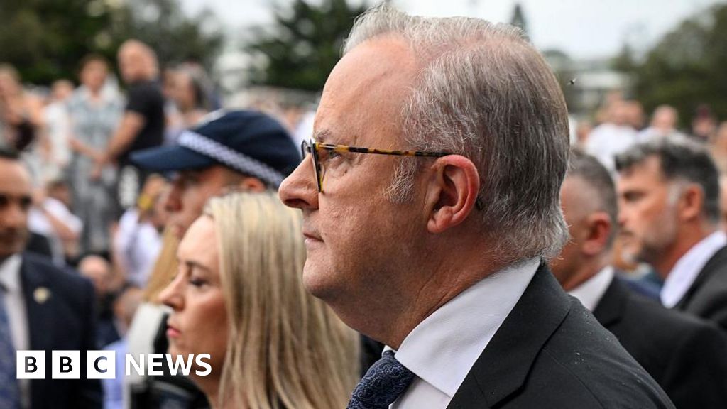 Австралийският премиер Антъни Албанезе обяви кралска комисия най мощната форма