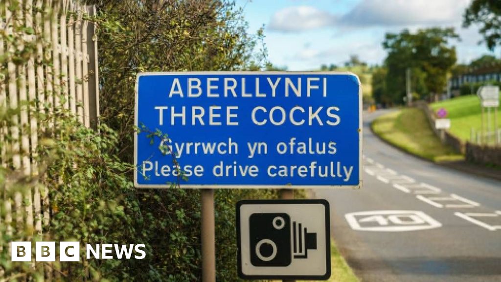 Cycling race website censors name of Welsh village