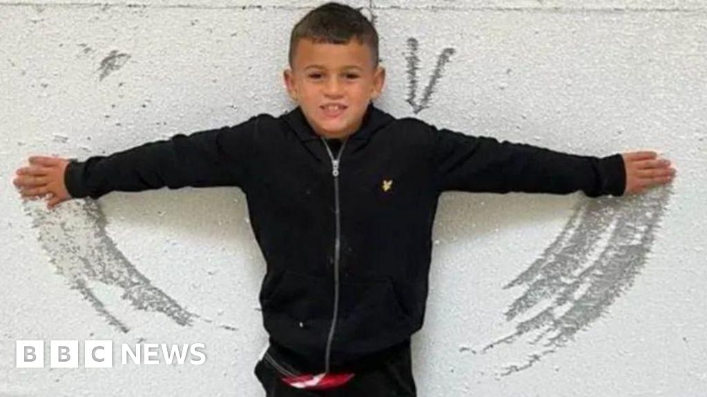 Folkestone Driver pleads guilty after boy, 7, dies in collision