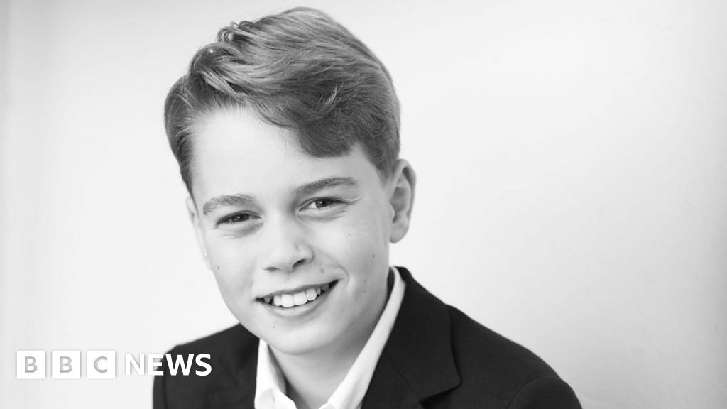 New Prince George photo released on his 11th birthday