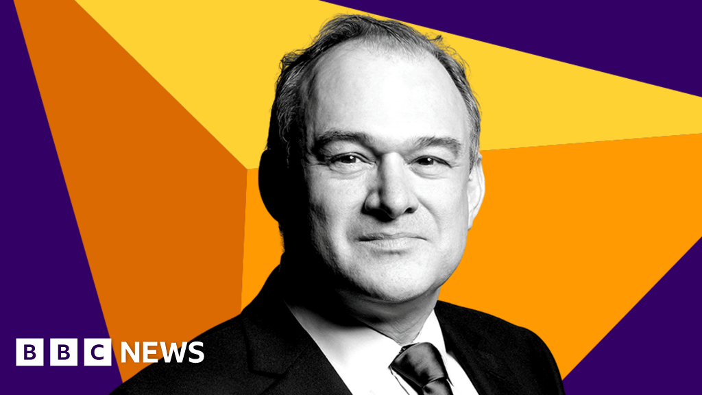 Who is Lib Dem leader Sir Ed Davey? - BBC News