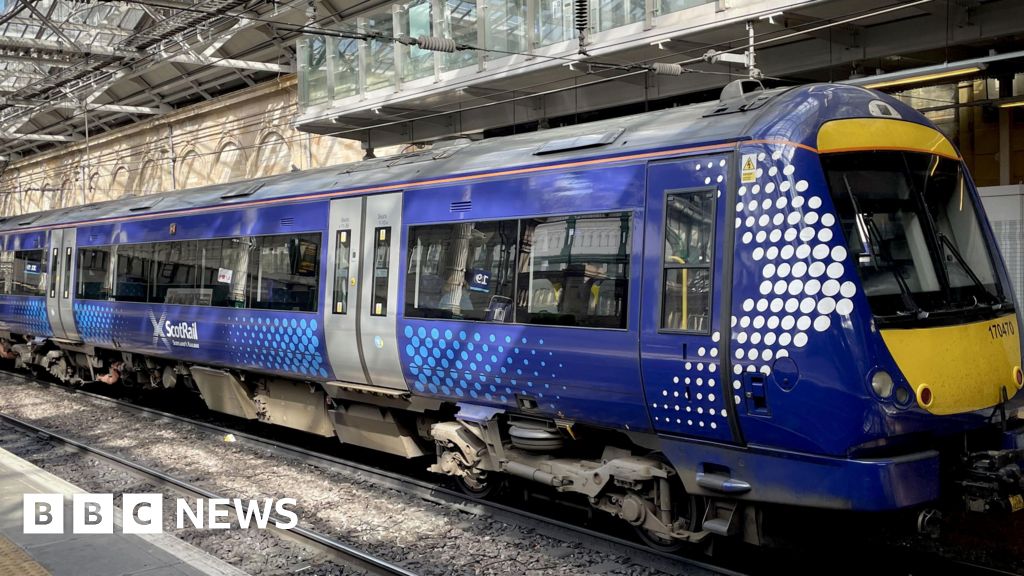 ScotRail timetable returns to normal for Monday commute