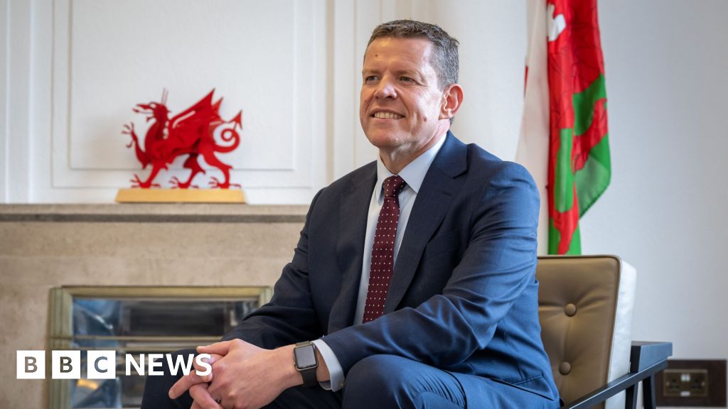 Plaid Cymru's Rhun ap Iorwerth sworn in as Wales' first minister