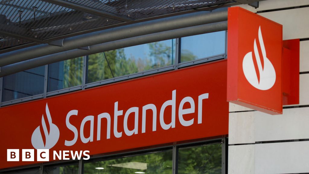 Hackearon los datos de todos los empleados del Banco Santander y de millones de clientes