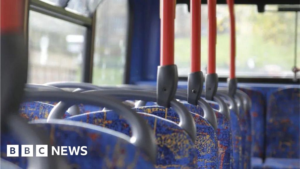 Medway: Children offered free bus travel during summer holidays