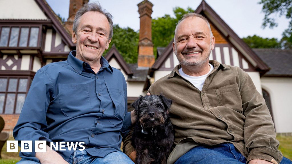 Mortimer and Whitehouse saddened by death of Gone Fishing dog