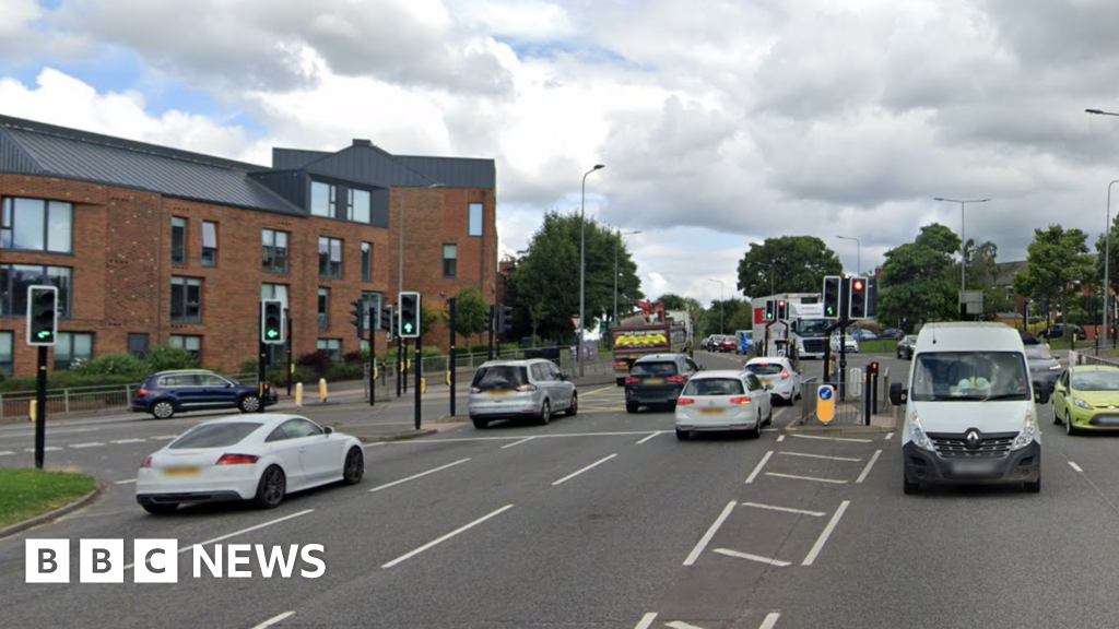 Multiple Pedestrian Fatalities Reported in Separate Car Strikes Across England, Australia, and US