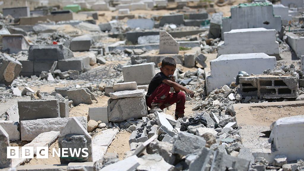 Gaza now worse than hell on earth, humanitarian chief tells BBC