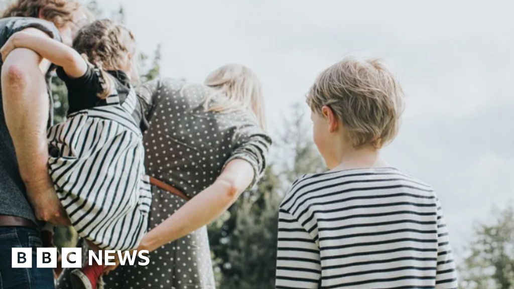 North Yorkshire: Foster carers urged to share concerns over respect ...