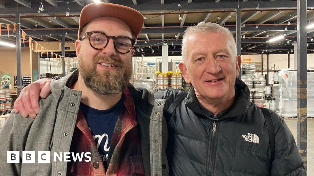 bbc.co.uk - Pubs and poetry book targets men's mental health in Bradford - BBC News