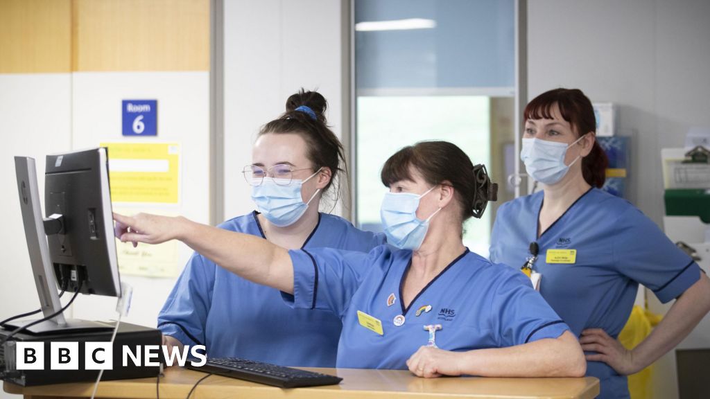 Masks introduced to cut flu spread in Isle of Man hospital