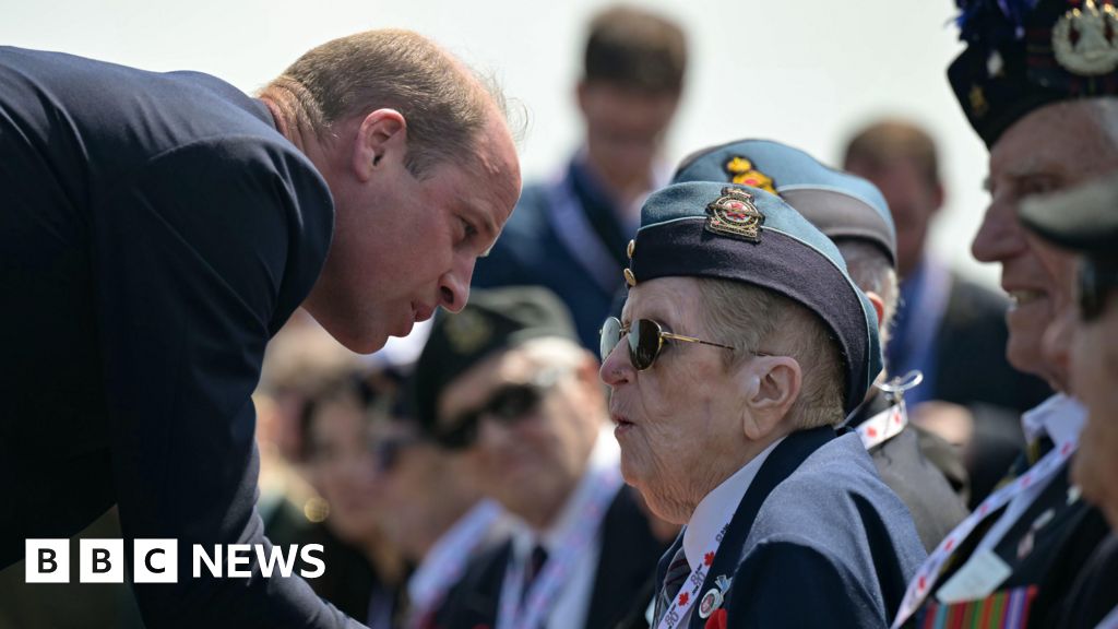 D-Day: King and world leaders attend emotional D-Day events