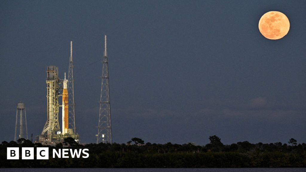 تهدف ناسا إلى إعادة البشر إلى القمر بحلول أوائل شهر مارس