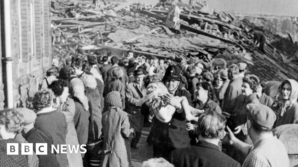 I took one of the most famous photos of the Aberfan disaster – it still haunts me