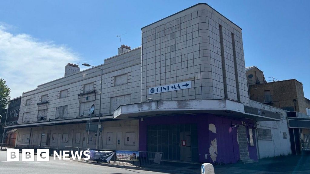 bbc.co.uk - Leigh Boobyer - Plan to assess Bridgwater Penel Orlieu cinema's future approved