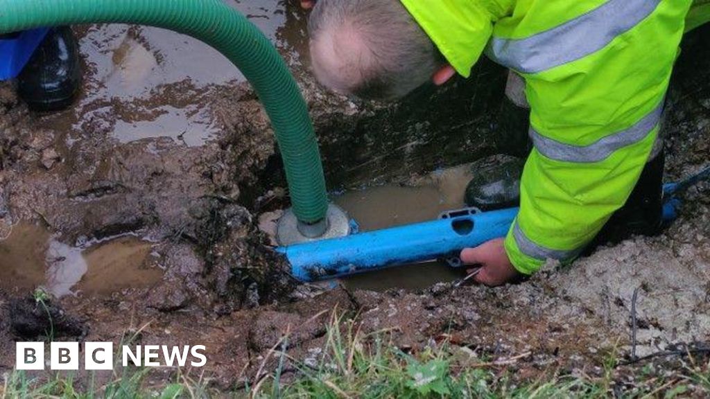 Orkney island gets broadband via water pipes in UK first