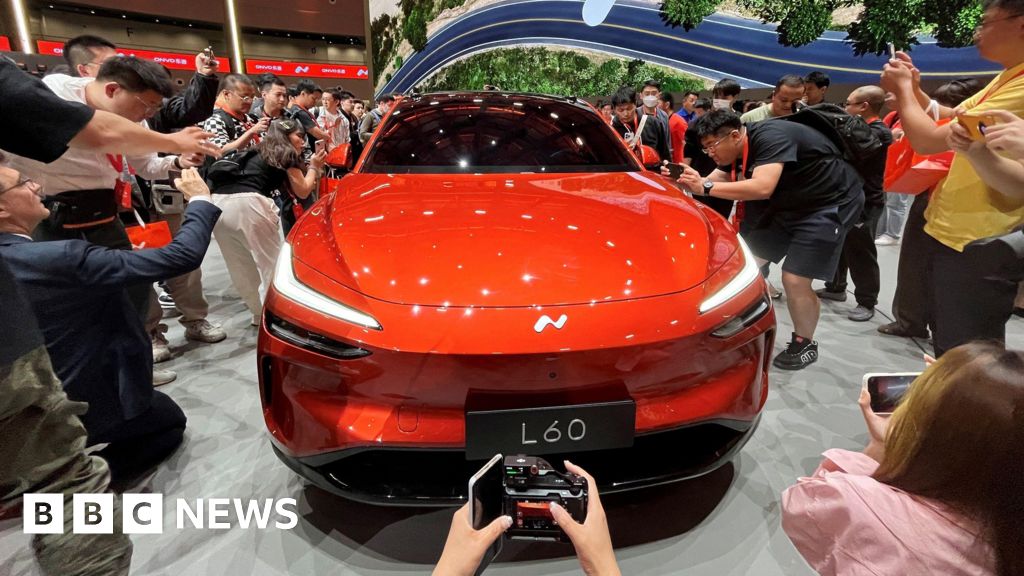 De Chinese elektrische autofabrikant Nio heeft zijn concurrent van de Tesla Model Y onthuld