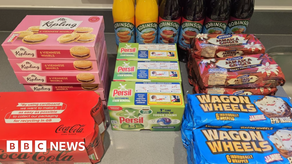 Co-op gives away free pasta sauce and coffee by mistake