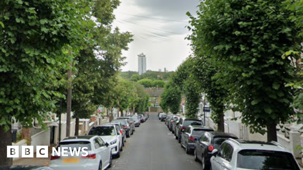 Girl and two boys held over teen's fatal stabbing