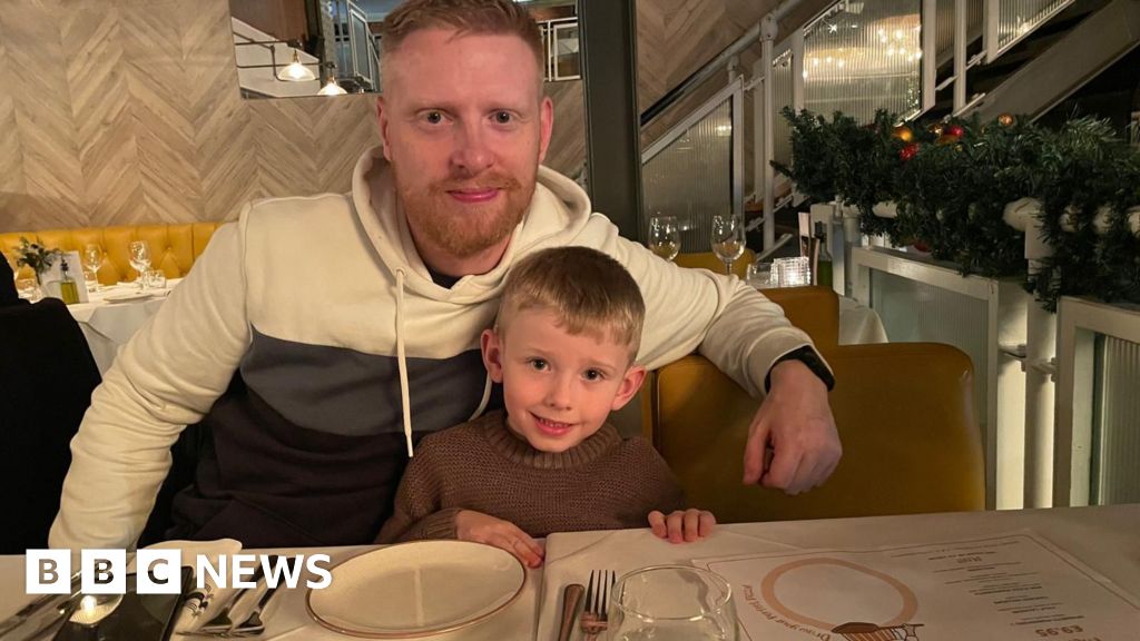 Dad of deaf Coronation Street star to tackle Everest