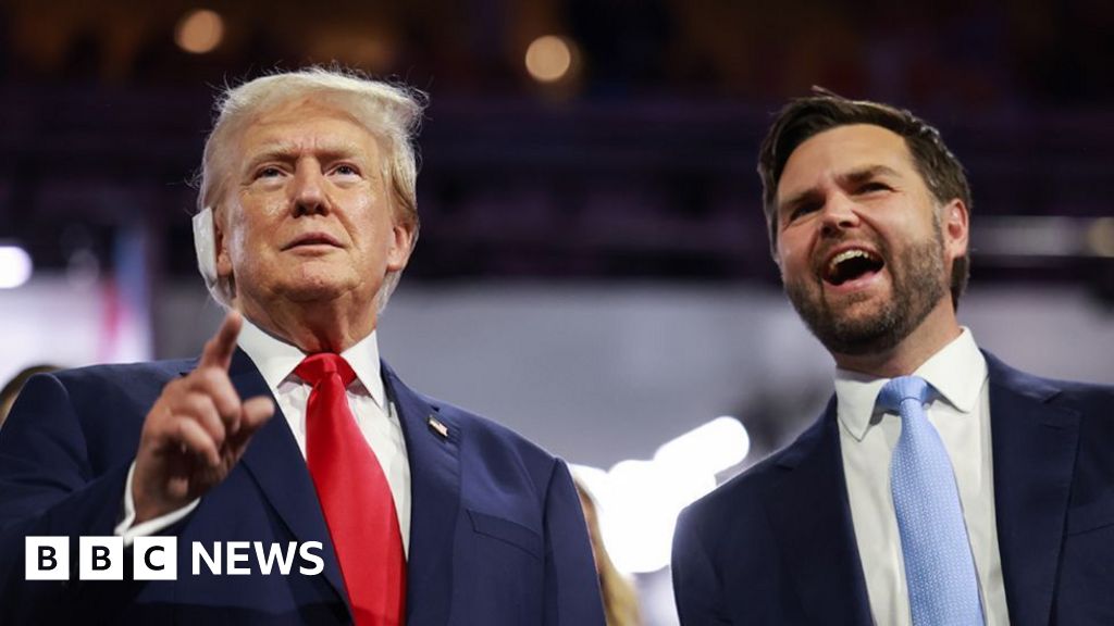 Trump appears with bandaged ear at Republican convention