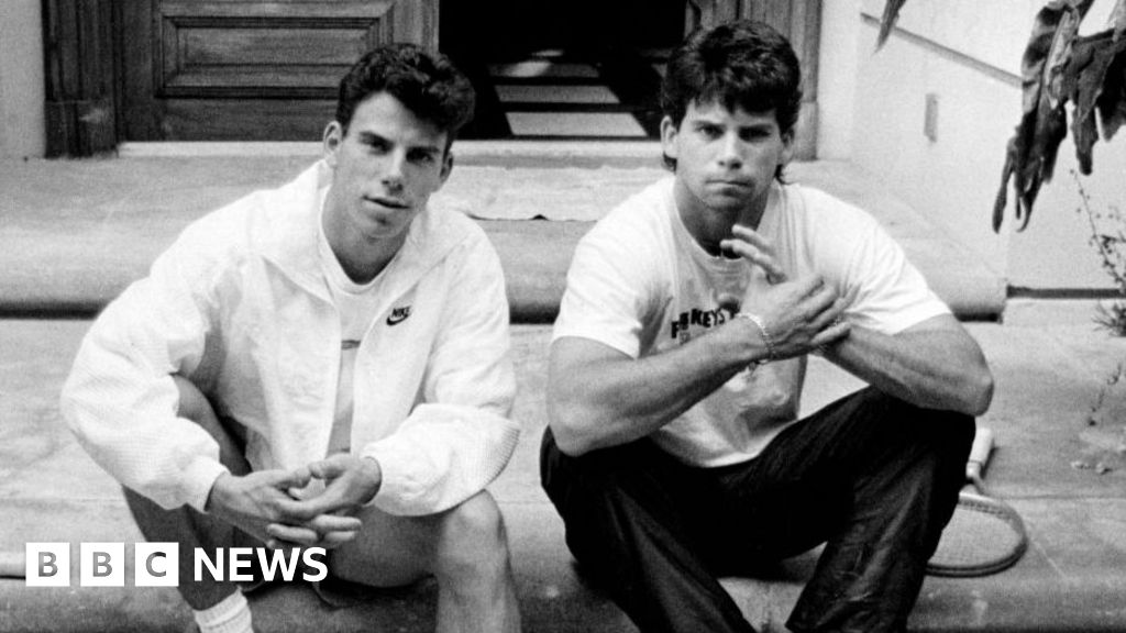 Judge agrees to resentencing over 1989 murders