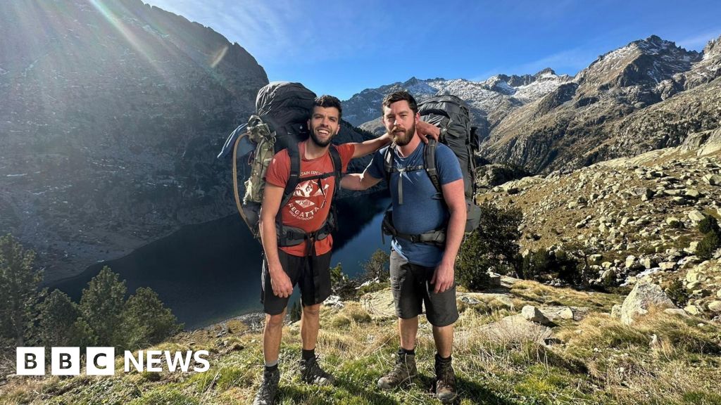 Dolomite Mountains Search Suspended: Bad Weather Hinders Hunt for Missing British Hikers