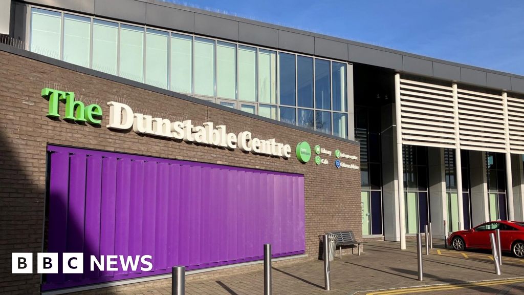 Bedfordshire's Dunstable Centre Shut Due To Flood Damage