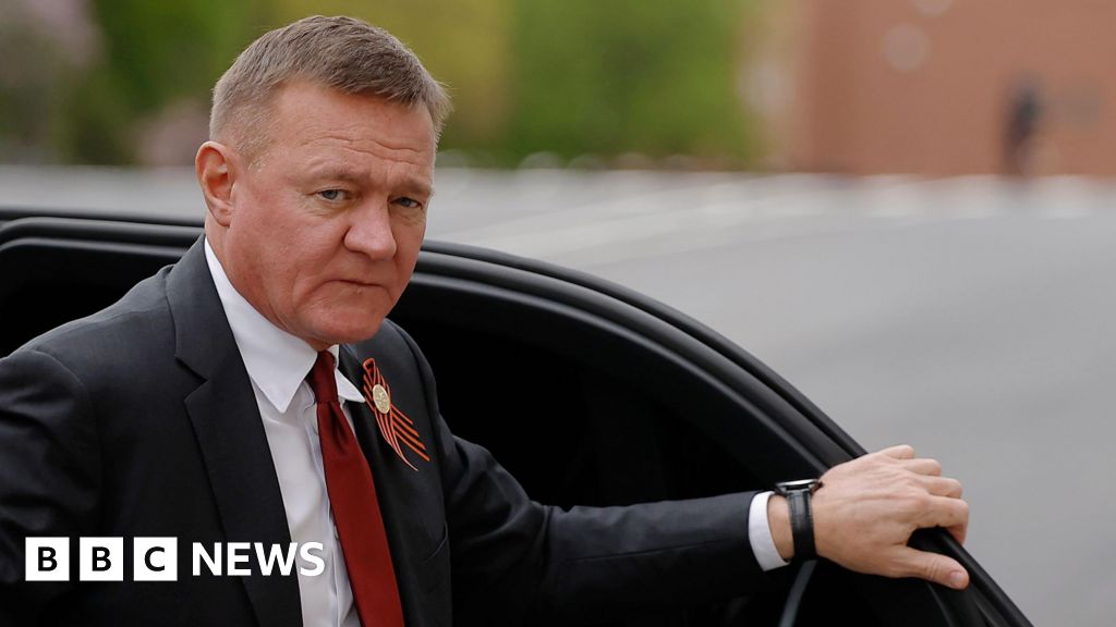 Russian minister’s loss of life serves as caution to political elite