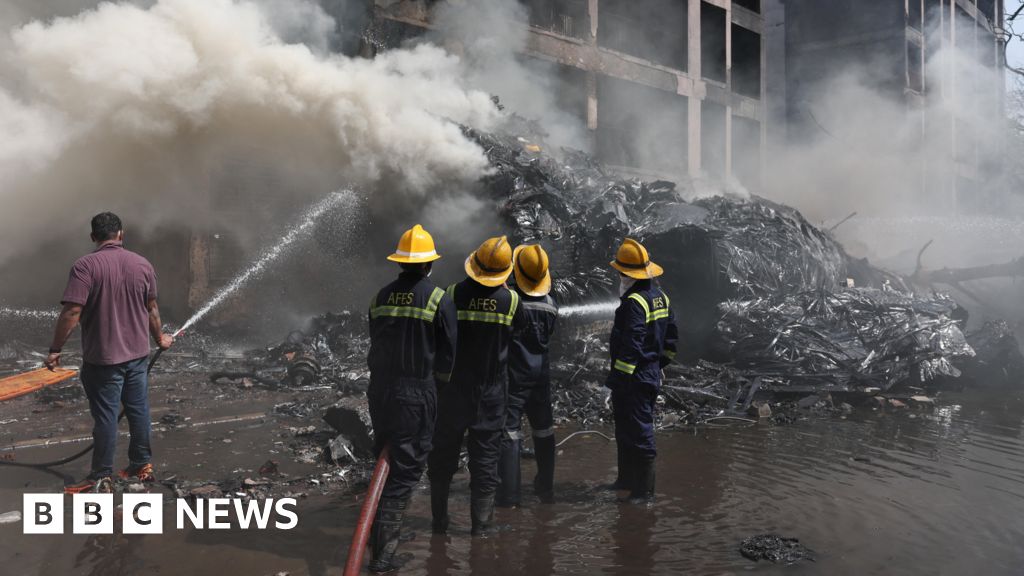 At the scene: 'Everyone is running, trying to save as many lives as possible'