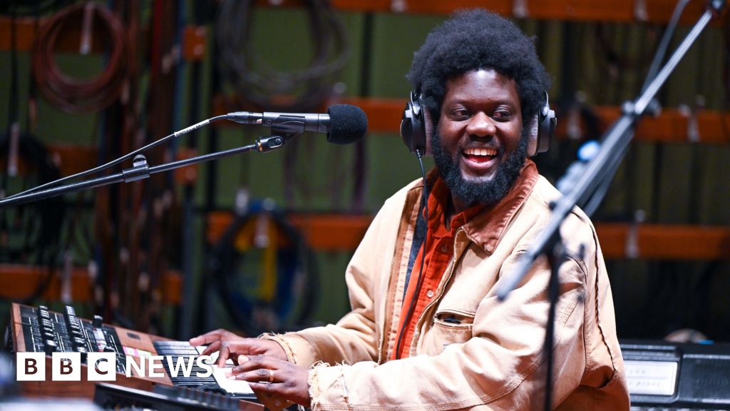 Michael Kiwanuka on the 'wake-up call' that changed his music