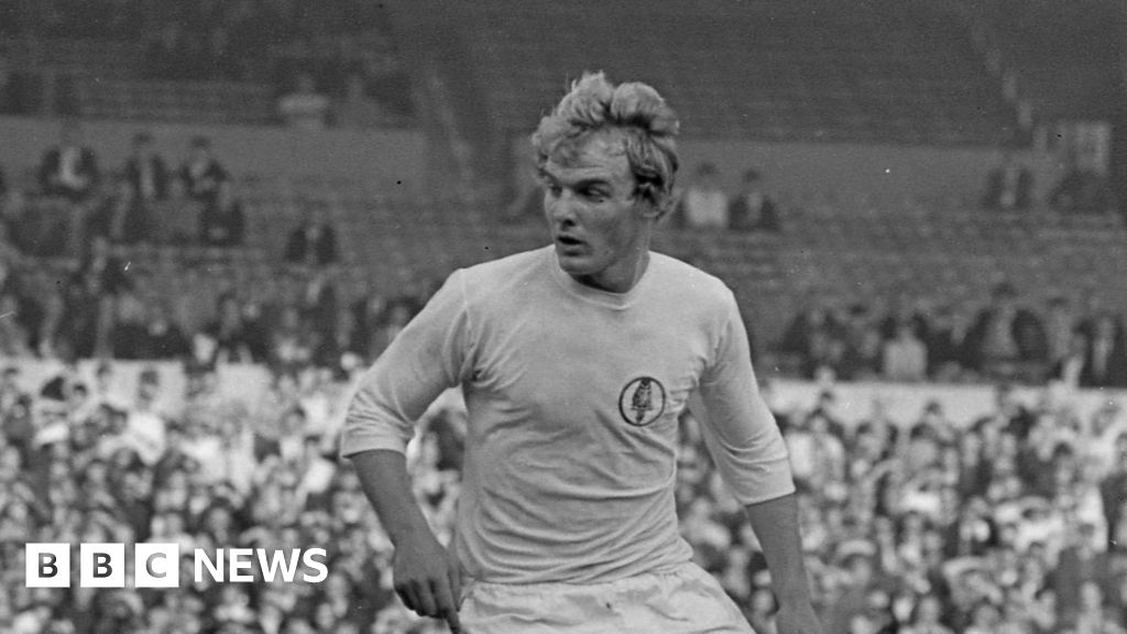 Terry Yorath death: Leeds United and Huddersfield Town among clubs to pay tribute