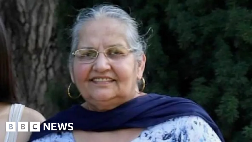 Sikh granny deported after 'unacceptable' treatment by US immigration