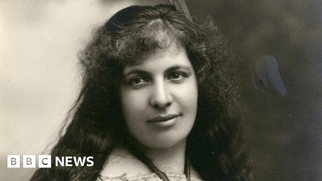 Oxford Awards Posthumous MPhil to Māori Pioneer Nearly Century Later