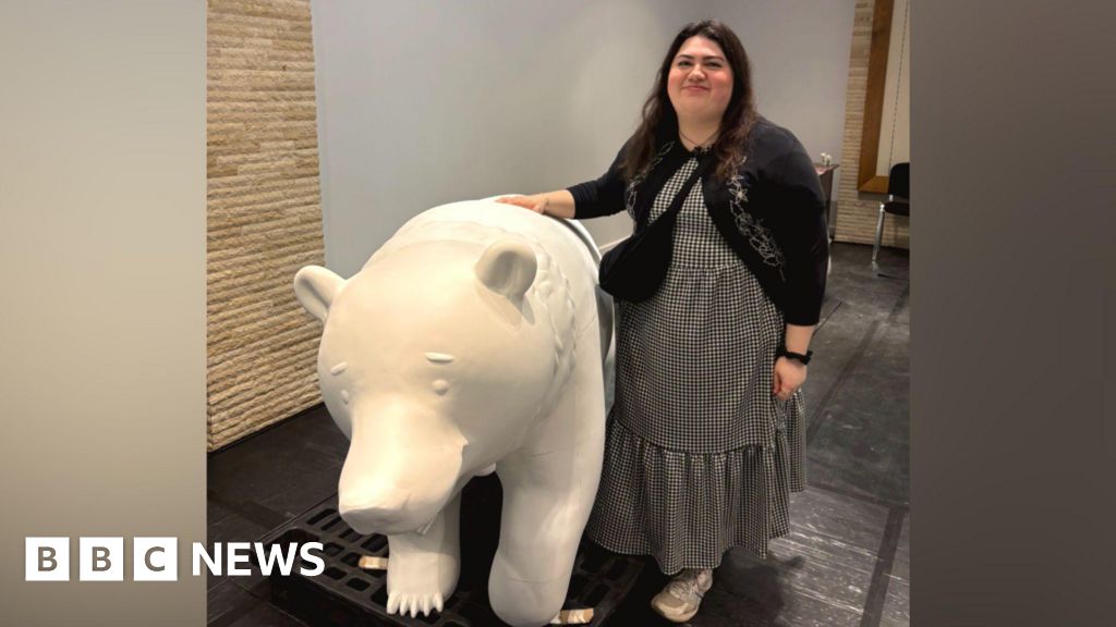 Artist designs bear 'full of memory' for Dartford sculpture trail