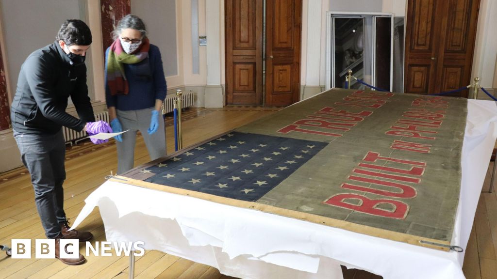 bbc.co.uk - Emma Petrie - Whaling artefacts to feature in Hull Maritime Museum revamp
