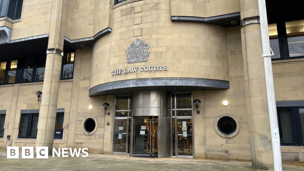 bbc.co.uk - Six deny supplying Class A drugs on Holme Wood estate in Bradford