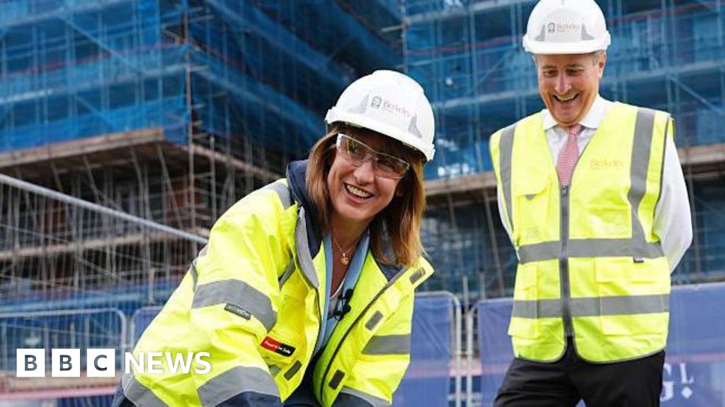 Faisal Islam: Reeves will need her hard hat for the next three months