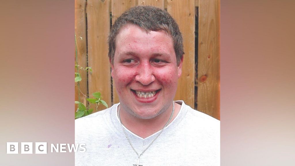 Four people sentenced over murder of Steven Peck