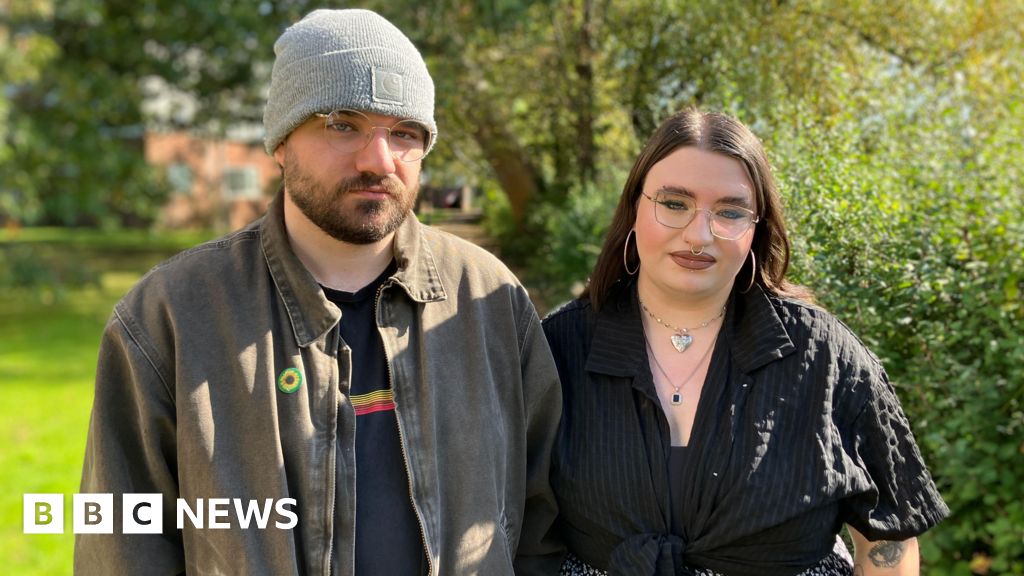 Southampton Family Seeks Mental Health Call Logging Changes - health news from BBC